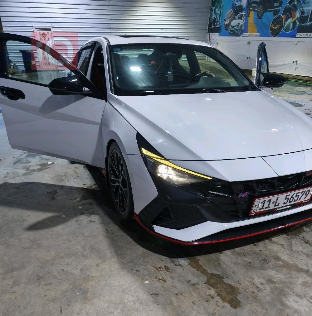 هیۆندای ئەلەنترا